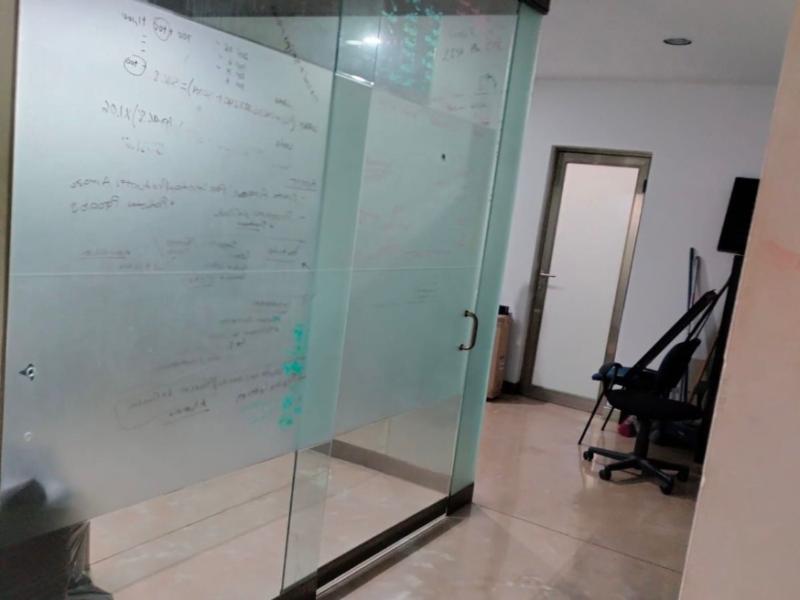 VENTA BODEGA CON OFICINAS